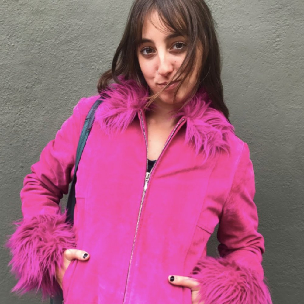 Meet your Posher, Mel! So happy to share my closet with you